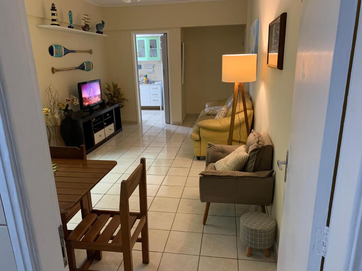 Apartment Grande: Spacious Beachfront Comfort With High-speed Wi-fi Praia Grande (Santos)