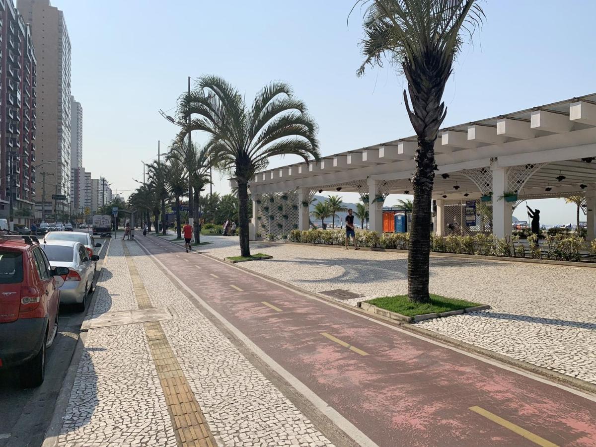 Apartment Grande: Spacious Beachfront Comfort With High-speed Wi-fi Praia Grande (Santos)