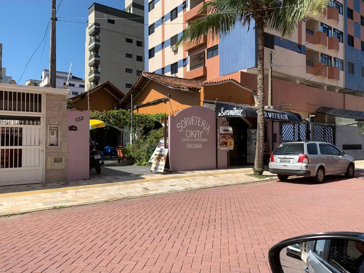 Apartment Grande: Spacious Beachfront Comfort With High-speed Wi-fi Praia Grande (Santos)