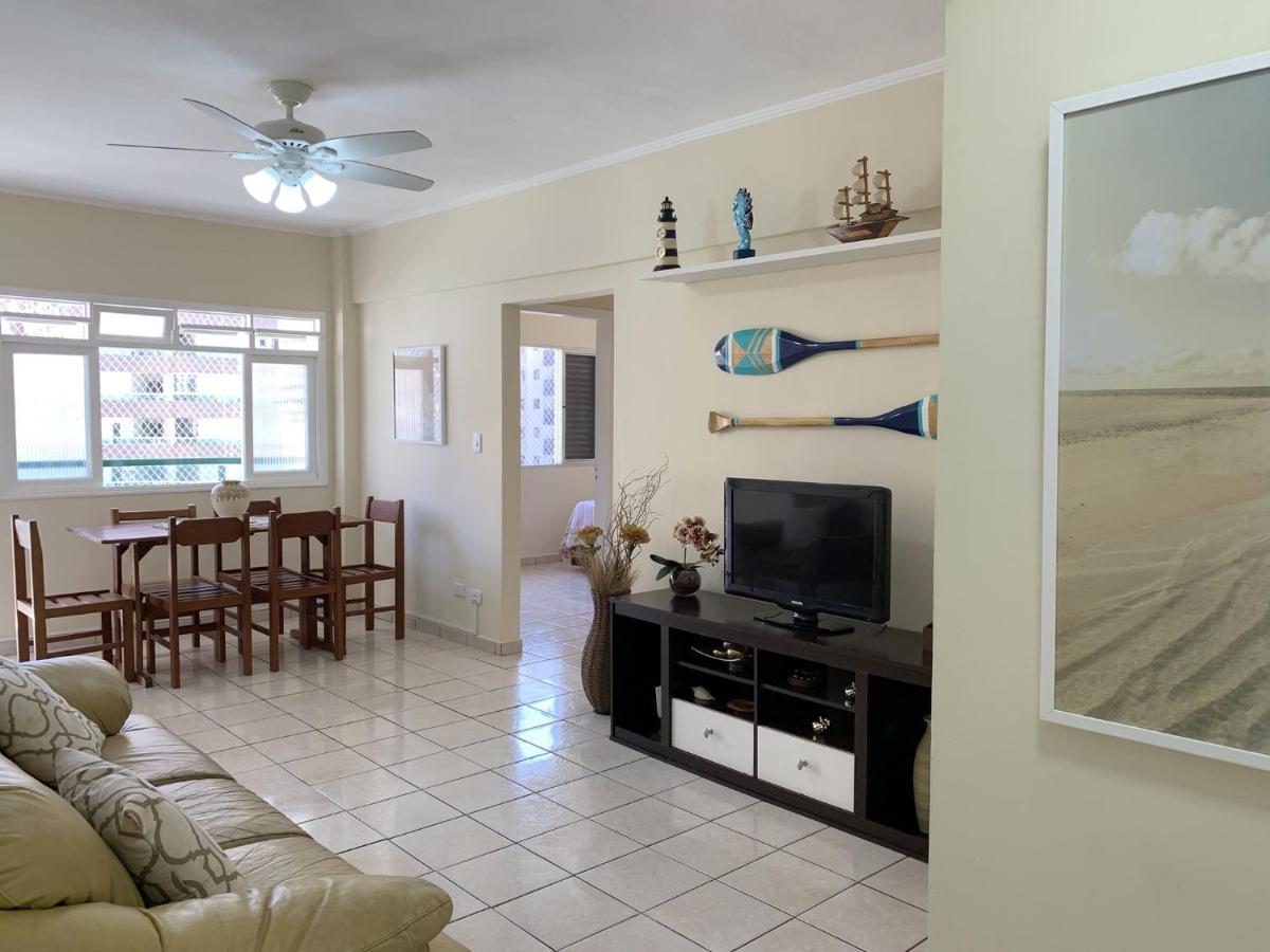 Grande: Spacious Beachfront Comfort With High-speed Wi-fi Praia Grande (Santos)