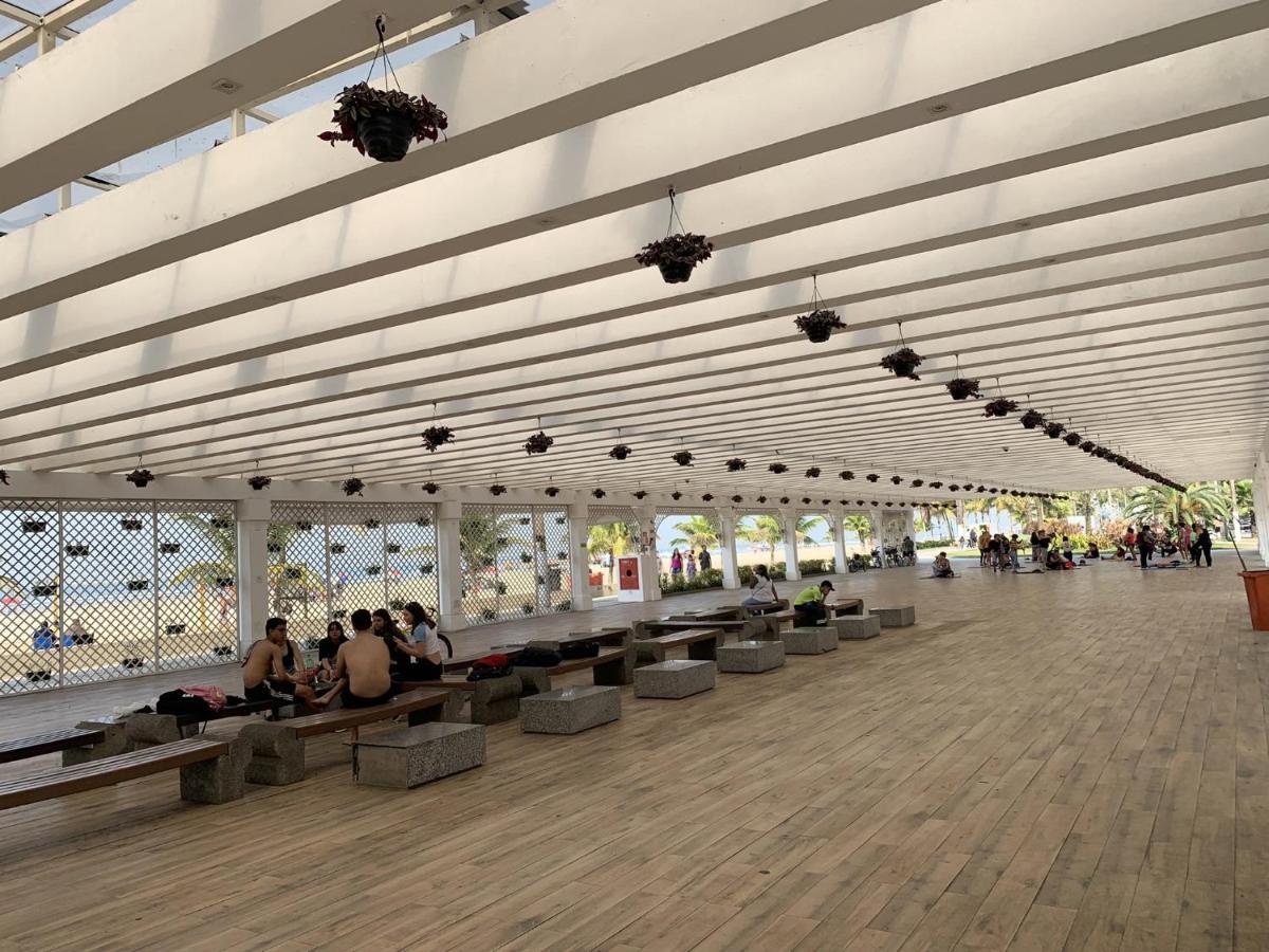 Grande: Spacious Beachfront Comfort With High-speed Wi-fi *